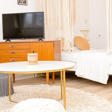 Charming Studio With Balcony In Putney, 5 Min Tube Londres Exterior foto