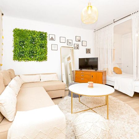 Charming Studio With Balcony In Putney, 5 Min Tube Londres Exterior foto